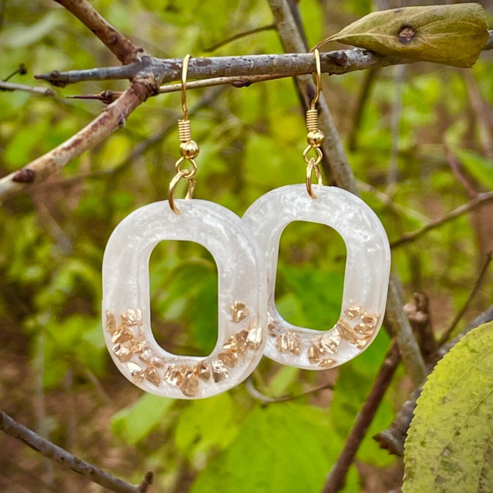 Hand Crafted Elegant Dangle Earrings